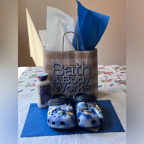 ππ€π BATH & BODY WORKS X GINGHAM CROCS BUNDLE ππ€π NWT ππ€π - Picture 16 of 16